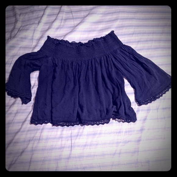 Zara Tops - *Get it for $2* Zara Smocked Off The Shoulder Top Zara Tops - *Get it for $2* Zara Smocked Off The Shoulder Top